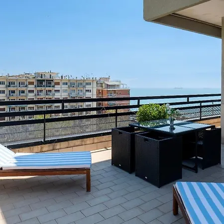 Mareluna Penthouse - Luxury Suites-2